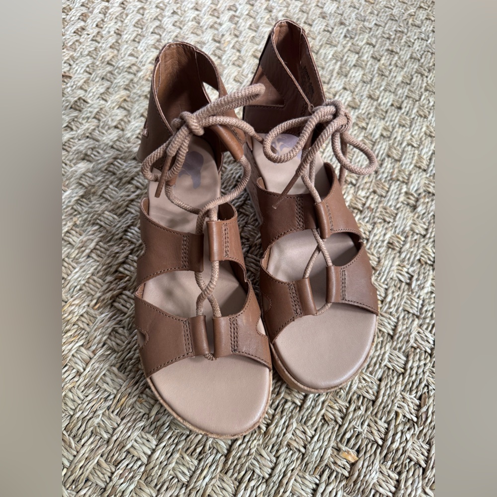 Sorel Cameron sandals